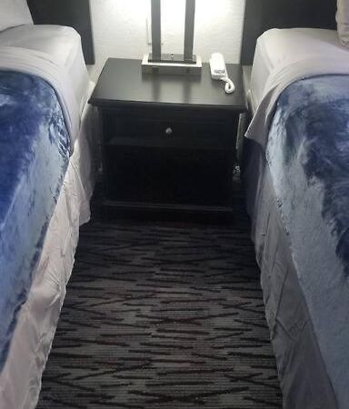 Osu Hotel 2 Queen Beds Hotel Room 132 斯蒂尔沃特 外观 照片